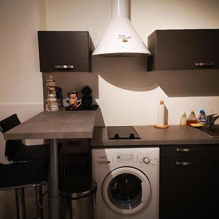 Superbe Studio Meuble Cosy Avec Lit Superconfort Au Calme Jean Medecin Nice Exteriör bild