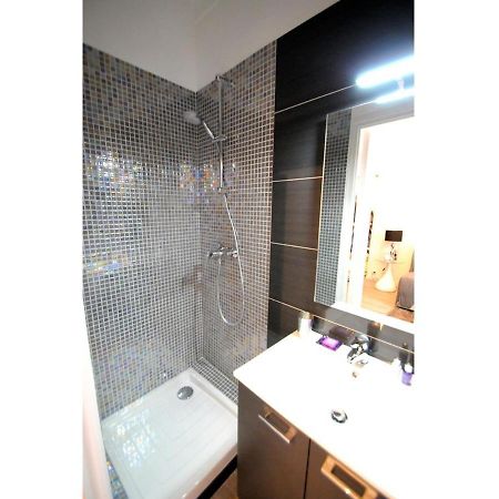 Superbe Studio Meuble Cosy Avec Lit Superconfort Au Calme Jean Medecin Nice Exteriör bild