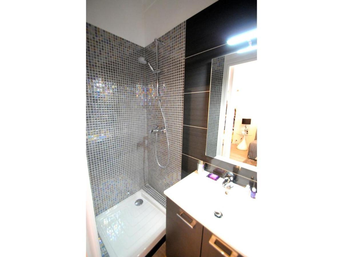 Superbe Studio Meuble Cosy Avec Lit Superconfort Au Calme Jean Medecin Nice Exteriör bild